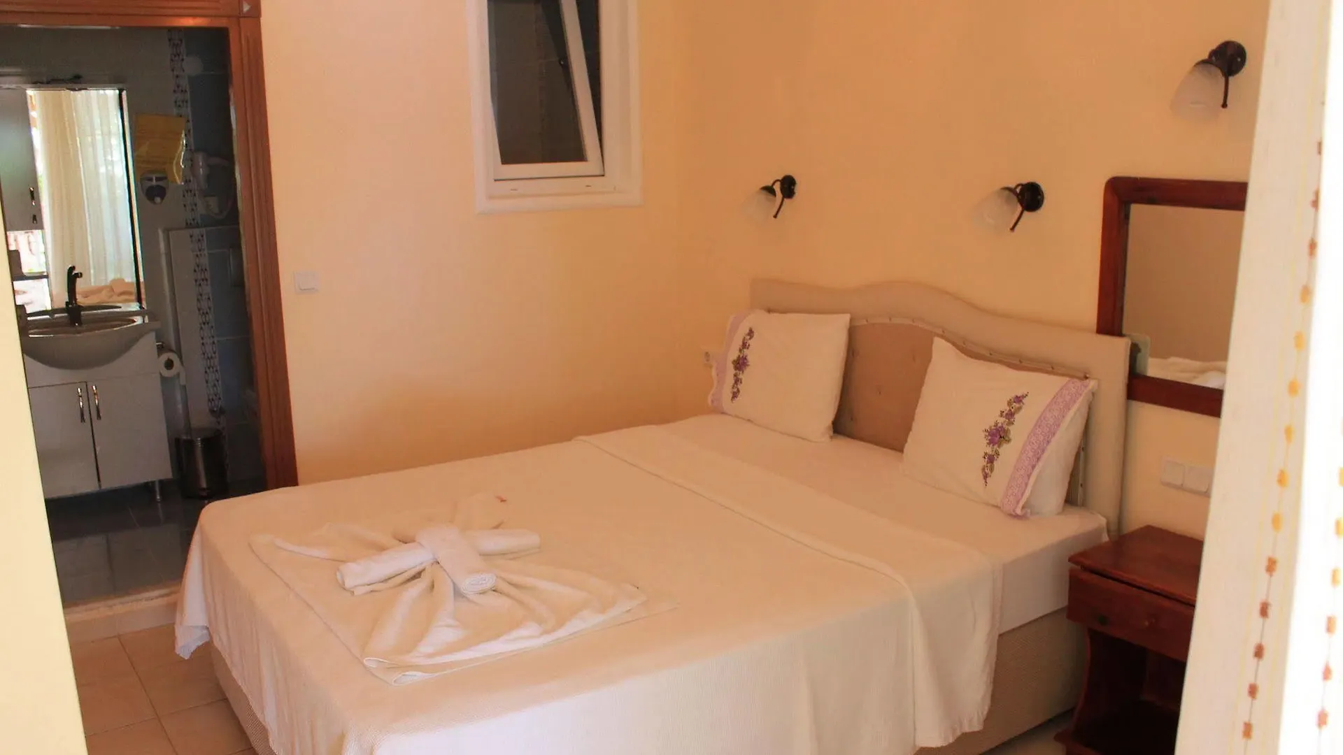 Bozburun Aphrodite Beach & Hotel Marmaris